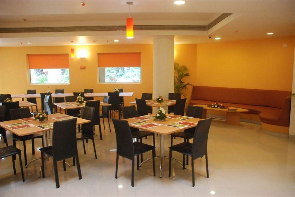 Chennai Otel Restoran fotoğraf